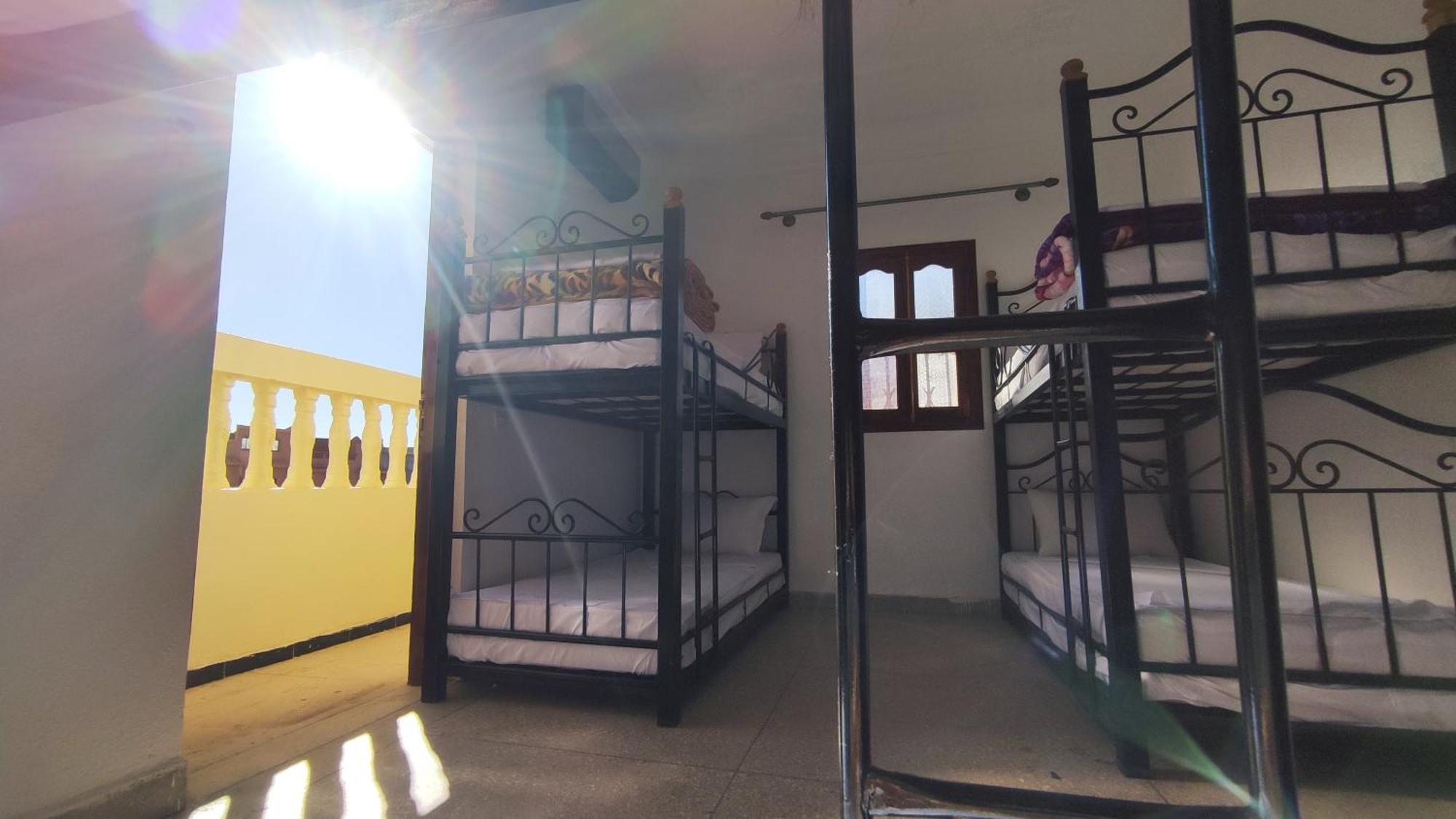 Warzazat Hostel Kültér fotó