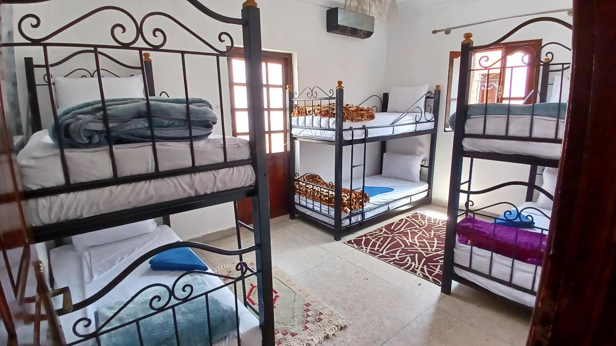 Warzazat Hostel Kültér fotó