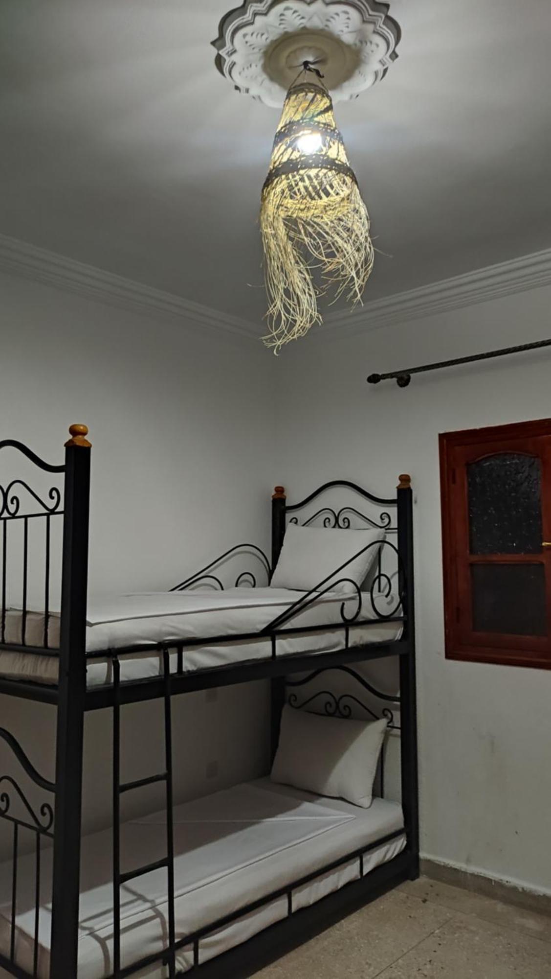 Warzazat Hostel Kültér fotó