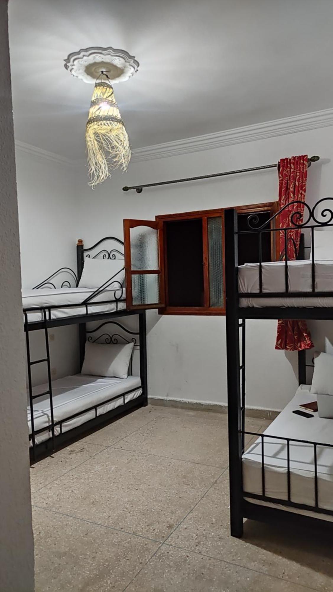 Warzazat Hostel Kültér fotó