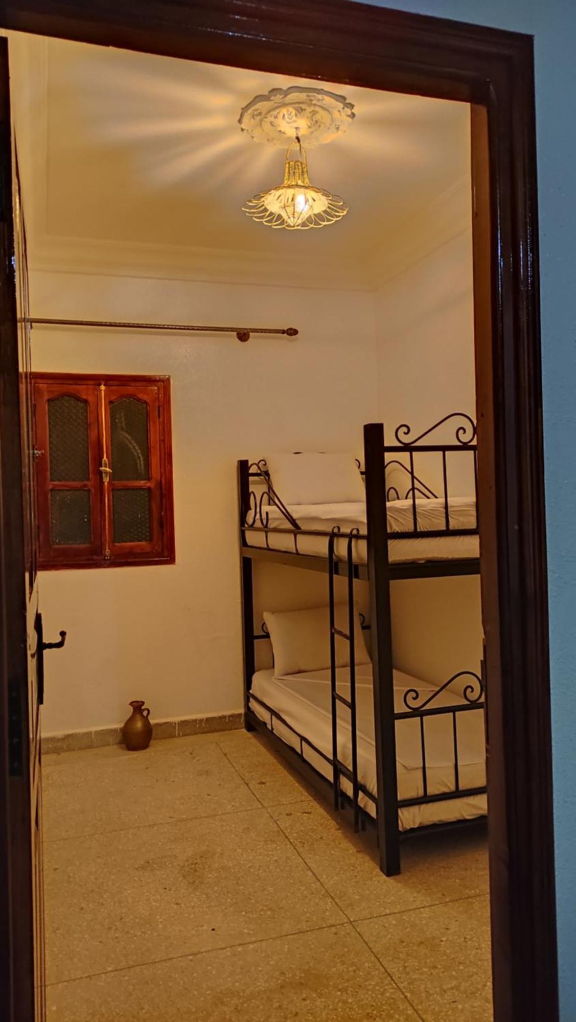 Warzazat Hostel Kültér fotó