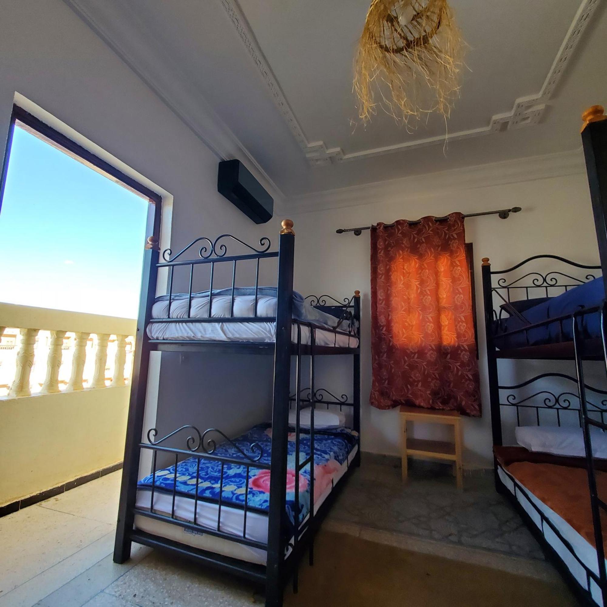 Warzazat Hostel Kültér fotó